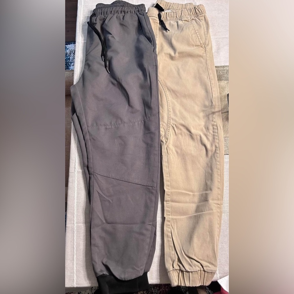Men's Gray and Tan Jogger Style Pants - Size M
